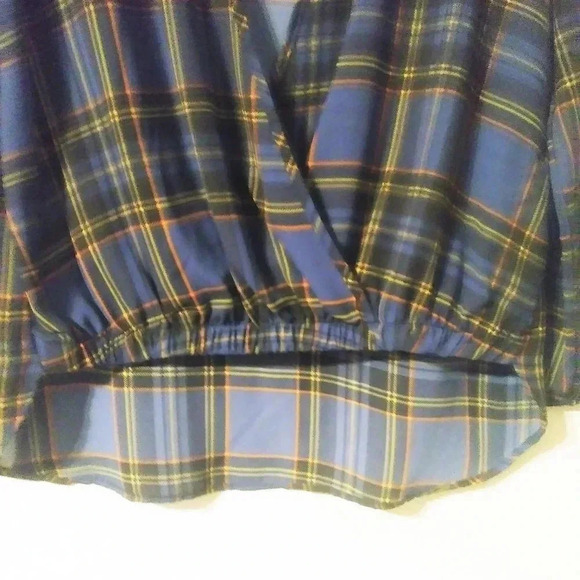 Peppermint Blue Plaid Hi Low Plunge Neckline Top - Picture 3 of 5